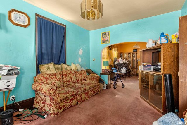 1206 W JOHNSON Street, Peoria, IL 61605