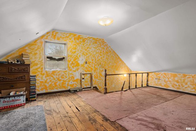 1206 W JOHNSON Street, Peoria, IL 61605