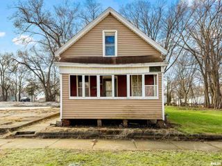 1206 W JOHNSON Street, Peoria, IL 61605