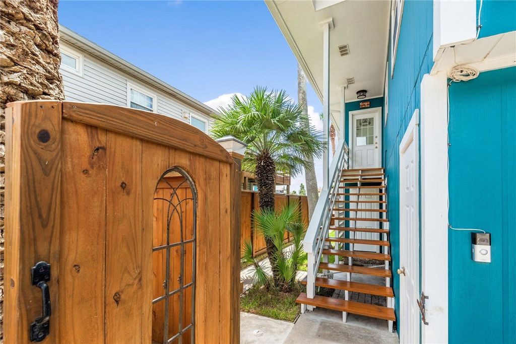 414 N Sandpiper, Ingleside on the Bay, TX 78362 — photo 3