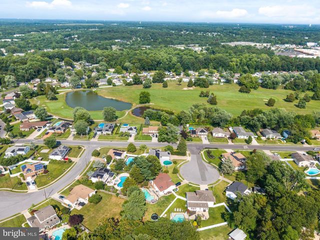 16 BRYANT RD, Blackwood, NJ 08012