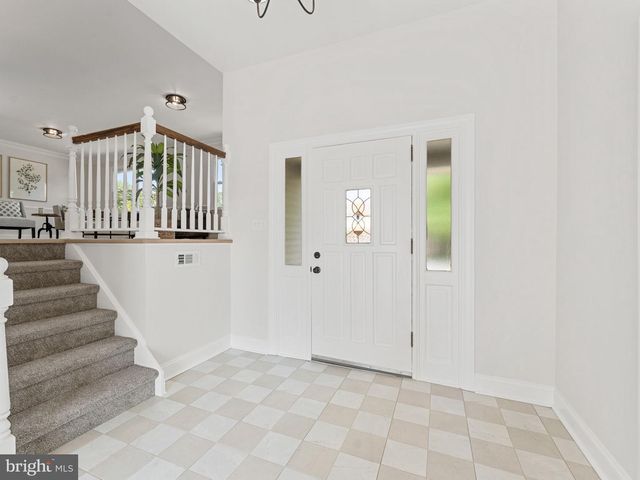 16 BRYANT RD, Blackwood, NJ 08012