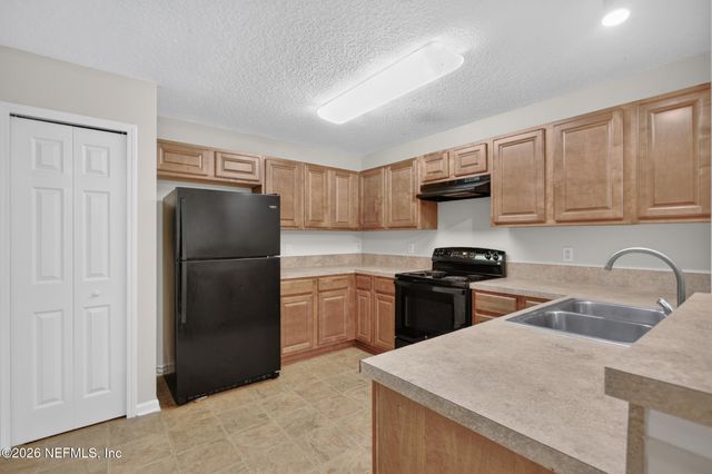 9556 ARMELLE Way 16, Jacksonville, FL 32257