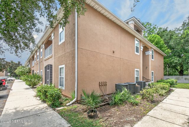 9556 ARMELLE Way 16, Jacksonville, FL 32257