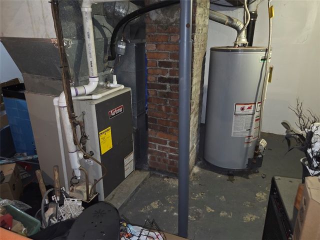 735 S 14th St, Monessen, PA 15062