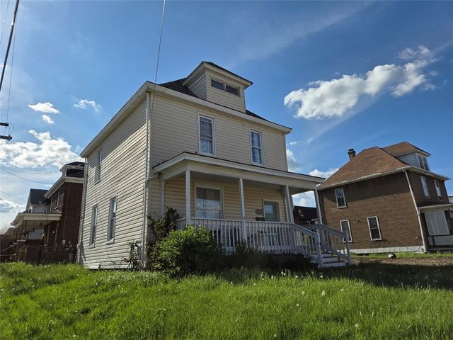 735 S 14th St, Monessen, PA 15062