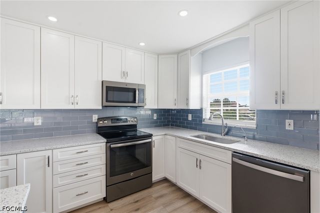 5112 Coronado PKWY 12, Cape Coral, FL 33904