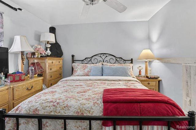 1130 S Gray Road, West Branch, MI 48661