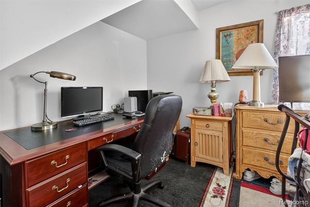 1130 S Gray Road, West Branch, MI 48661