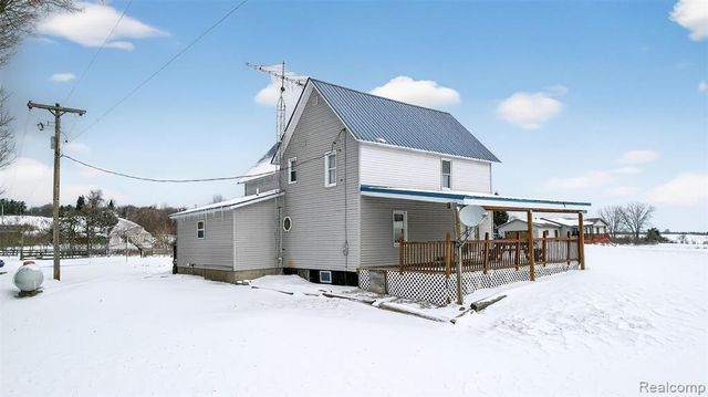 1130 S Gray Road, West Branch, MI 48661