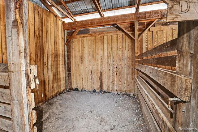 1130 S Gray Road, West Branch, MI 48661