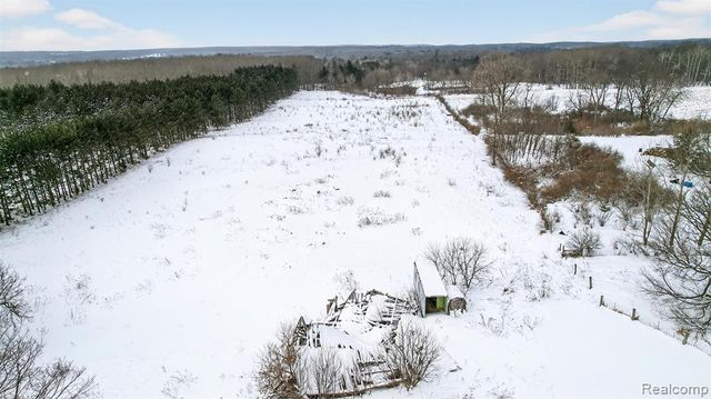 1130 S Gray Road, West Branch, MI 48661