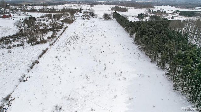 1130 S Gray Road, West Branch, MI 48661