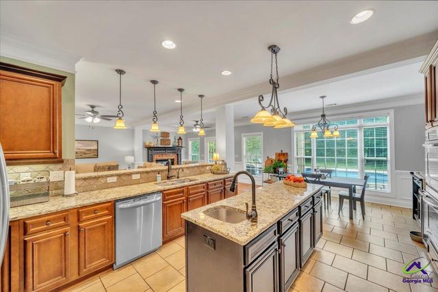 1035 Chattahoochee Drive, Bonaire, GA 31005