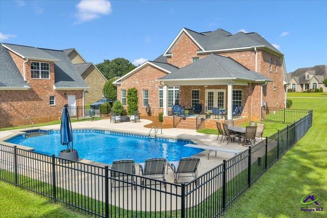 1035 Chattahoochee Drive, Bonaire, GA 31005