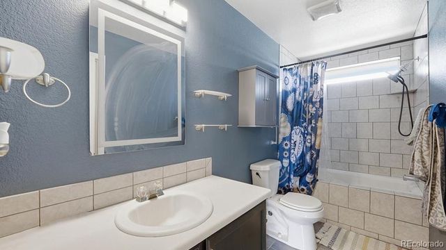 513 Sundance Circle, Dacono, CO 80514