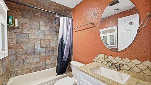 513 Sundance Circle, Dacono, CO 80514
