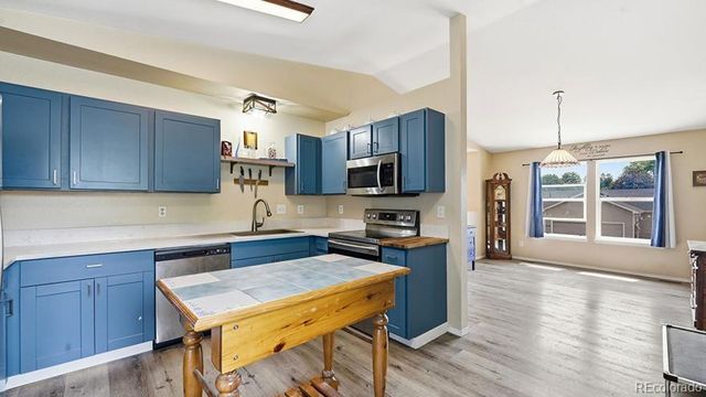 513 Sundance Circle, Dacono, CO 80514