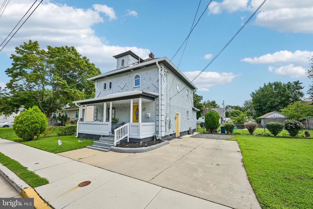 348 W WASHINGTON ST, PAULSBORO, NJ 08066 — photo 2