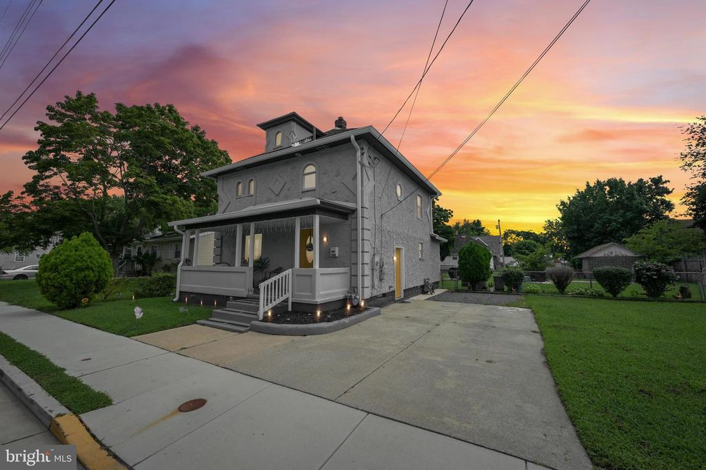348 W WASHINGTON ST, PAULSBORO, NJ 08066 — photo 3