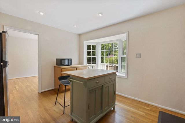 1731 TAMERISK CT, Vienna, VA 22182