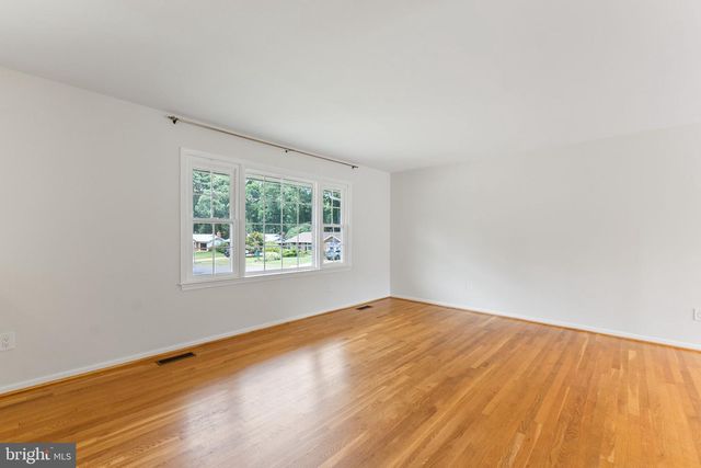1731 TAMERISK CT, Vienna, VA 22182