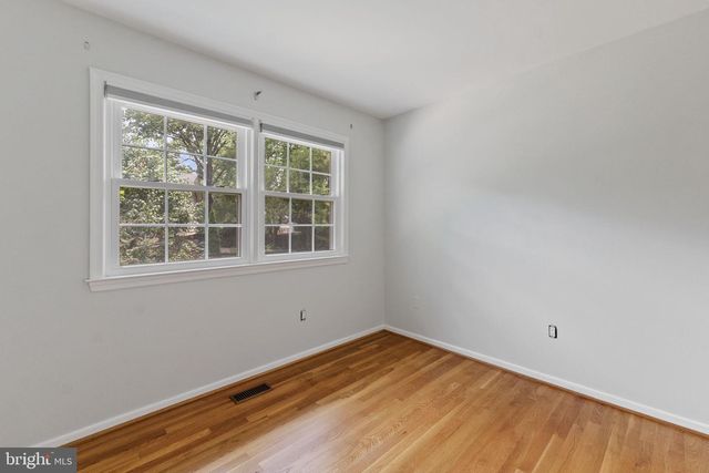 1731 TAMERISK CT, Vienna, VA 22182