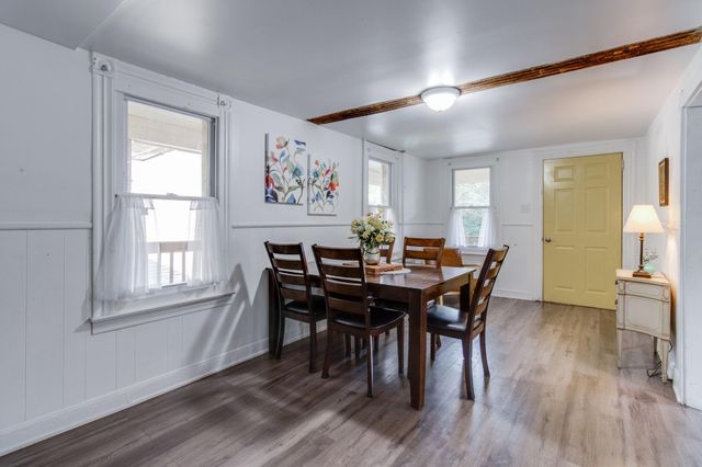 1621 EDEN RD, Lancaster, PA 17601