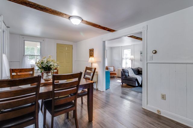 1621 EDEN RD, Lancaster, PA 17601