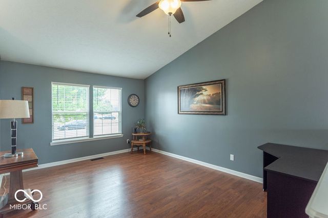 274 Pineview Drive, Mooresville, IN 46158