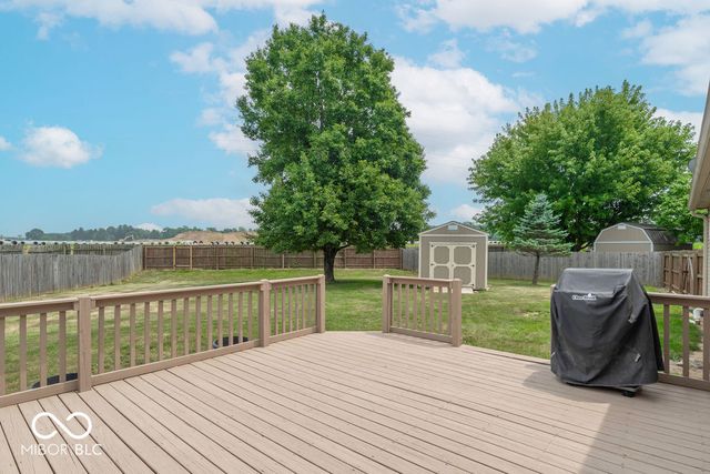 274 Pineview Drive, Mooresville, IN 46158