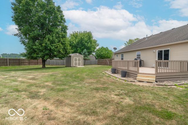274 Pineview Drive, Mooresville, IN 46158