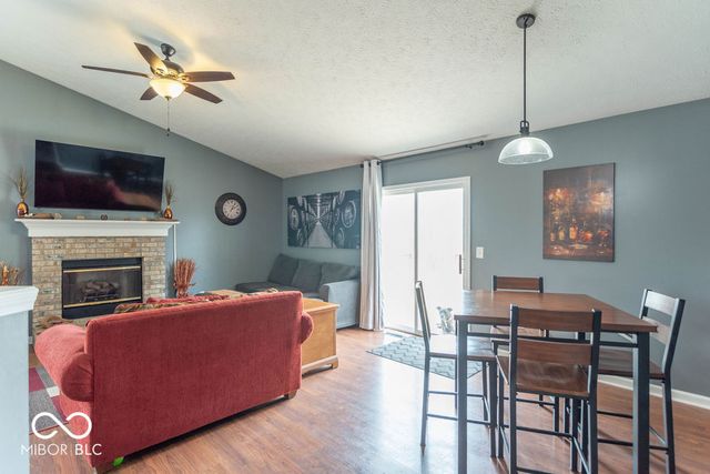 274 Pineview Drive, Mooresville, IN 46158