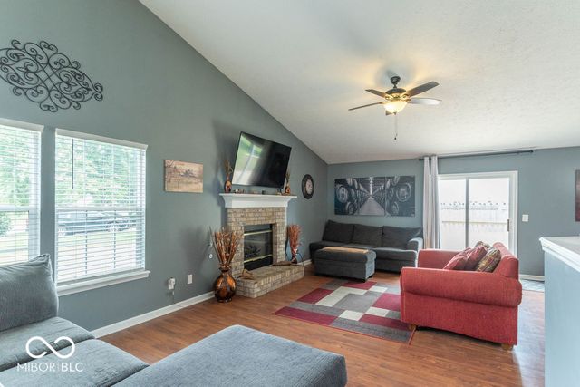 274 Pineview Drive, Mooresville, IN 46158