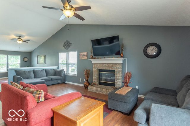 274 Pineview Drive, Mooresville, IN 46158