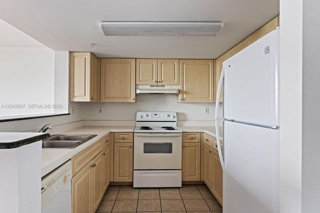 3000 CORAL WAY 1507, Miami, FL 33145