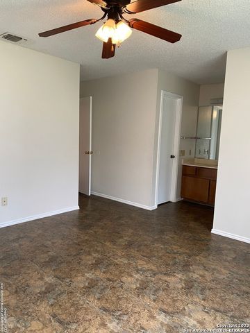 7259 Flaming Forest, San Antonio, TX 78250