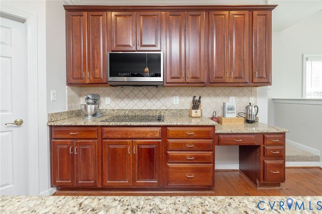 1118 Bach Ln, Midlothian, VA 23114