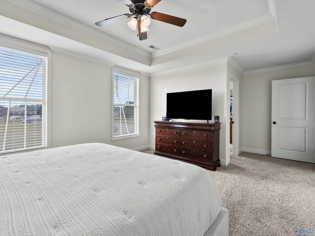 118 Park Square Lane, Madison, AL 35758