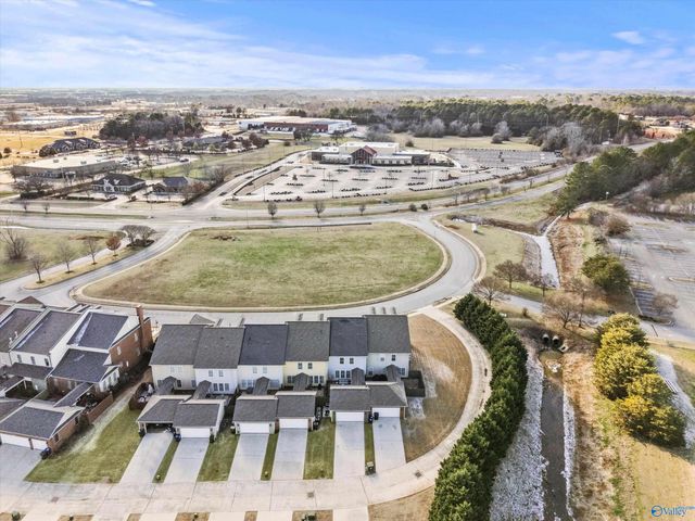 118 Park Square Lane, Madison, AL 35758