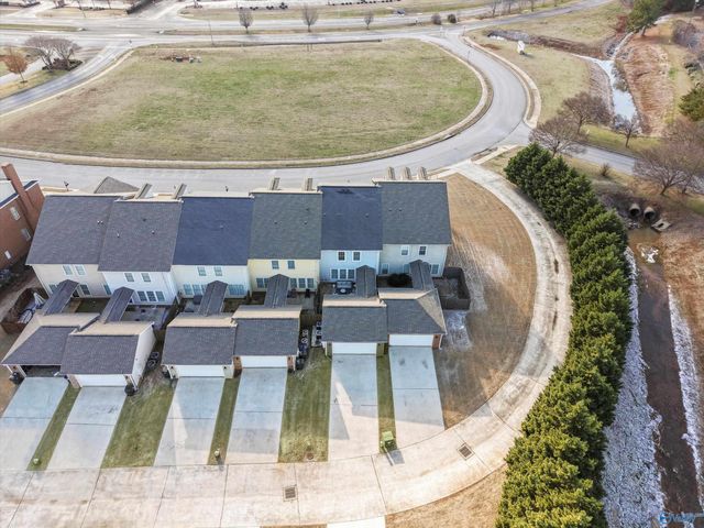 118 Park Square Lane, Madison, AL 35758