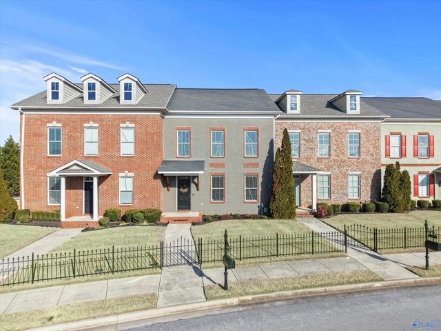 118 Park Square Lane, Madison, AL 35758