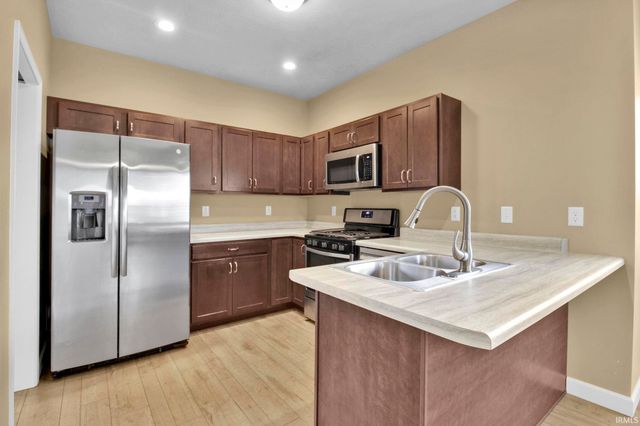 407 E VAILE Avenue, Kokomo, IN 46901