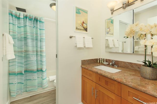 2410 Cleghorn Street 2604, Honolulu, HI 96815