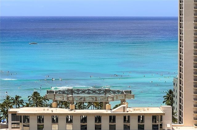 2410 Cleghorn Street 2604, Honolulu, HI 96815