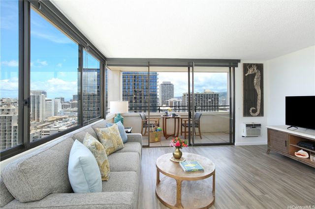 2410 Cleghorn Street 2604, Honolulu, HI 96815