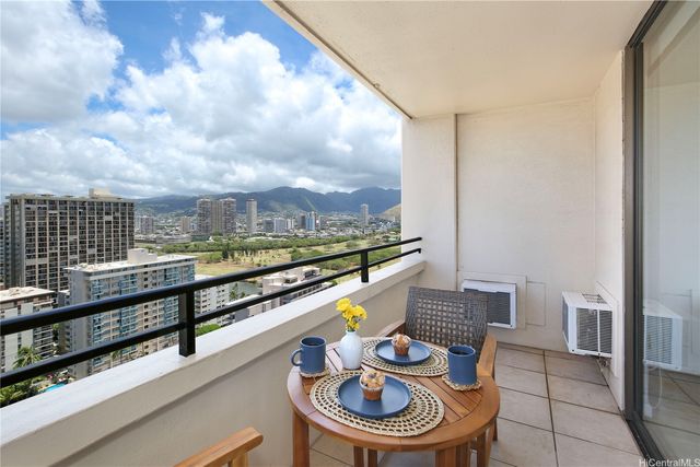 2410 Cleghorn Street 2604, Honolulu, HI 96815