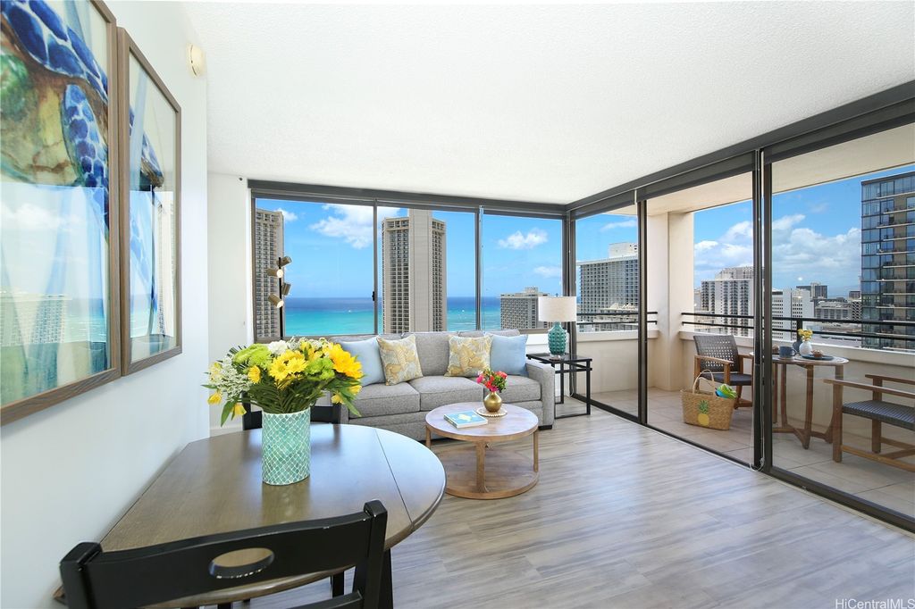 2410 Cleghorn Street 2604, Honolulu, HI 96815