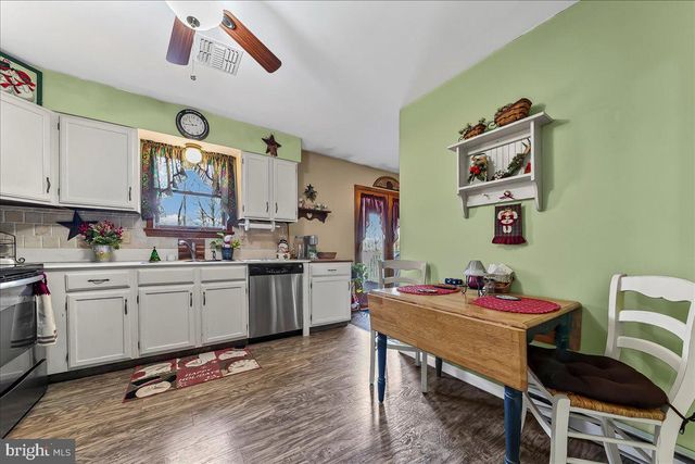 43 MARIA LN, Schwenksville, PA 19473