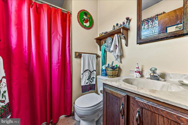 43 MARIA LN, Schwenksville, PA 19473